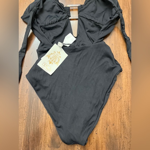 Becca Modern Edge One Piece Swimsuit Size Medium Black Modest Beach Pool Resort - Picture 10 of 14